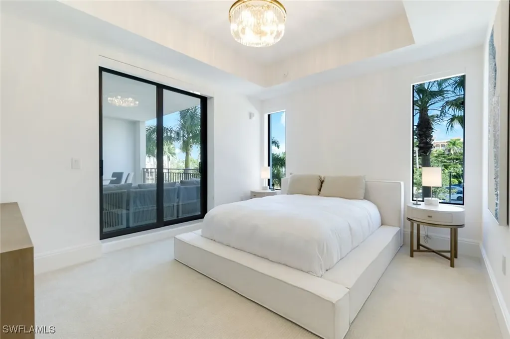 1130 3rd Avenue S Naples FL 34102