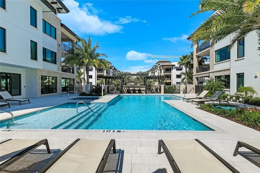 1130 3rd Avenue S Naples FL 34102