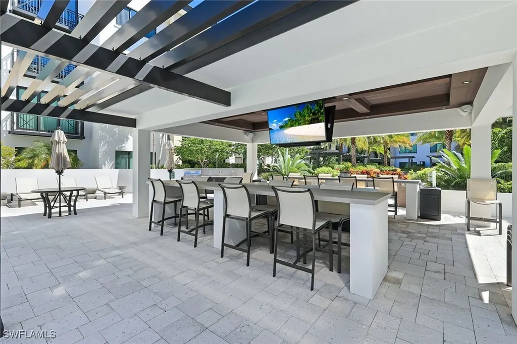 1130 3rd Avenue S Naples FL 34102