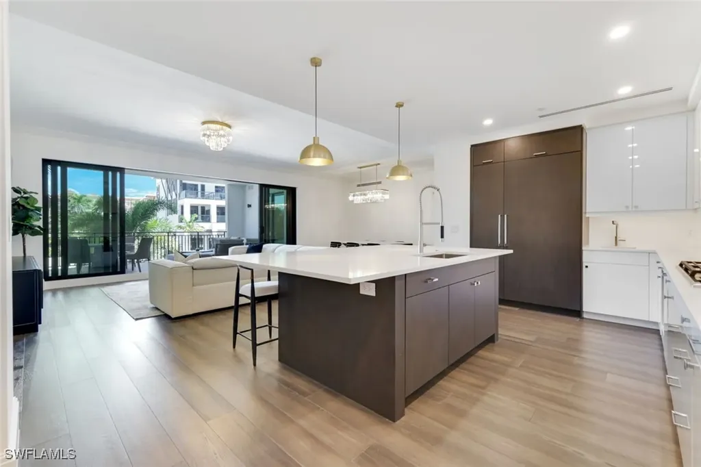 1130 3rd Avenue S Naples FL 34102