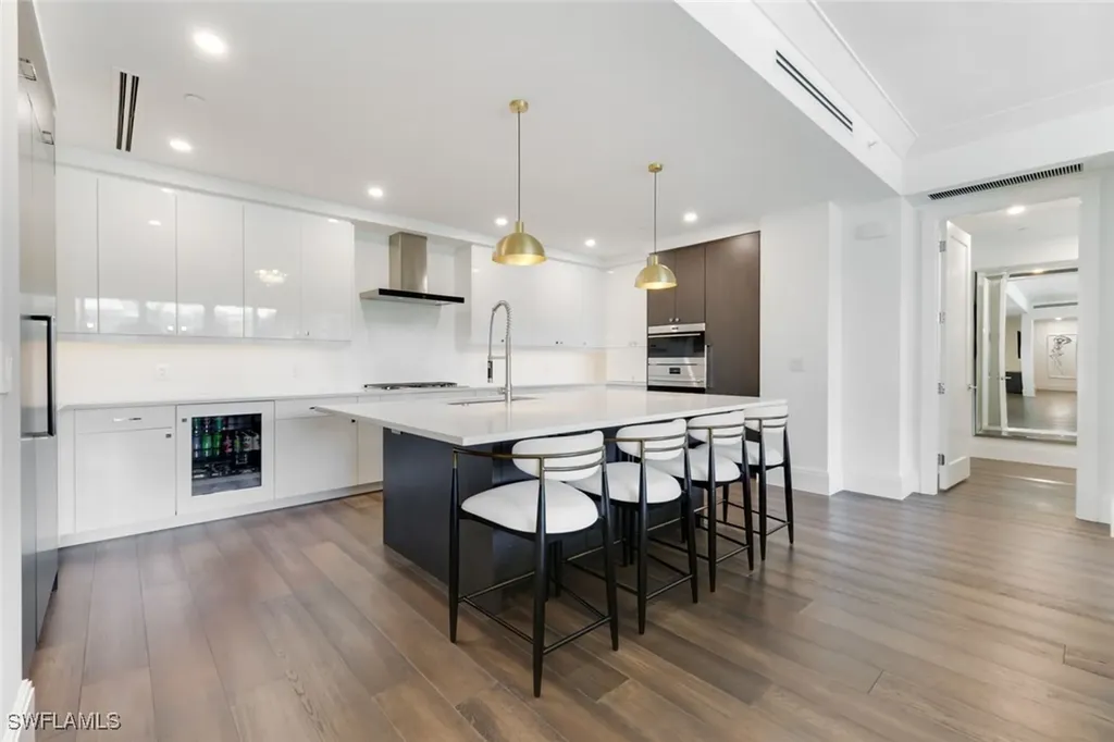 1130 3rd Avenue S Naples FL 34102