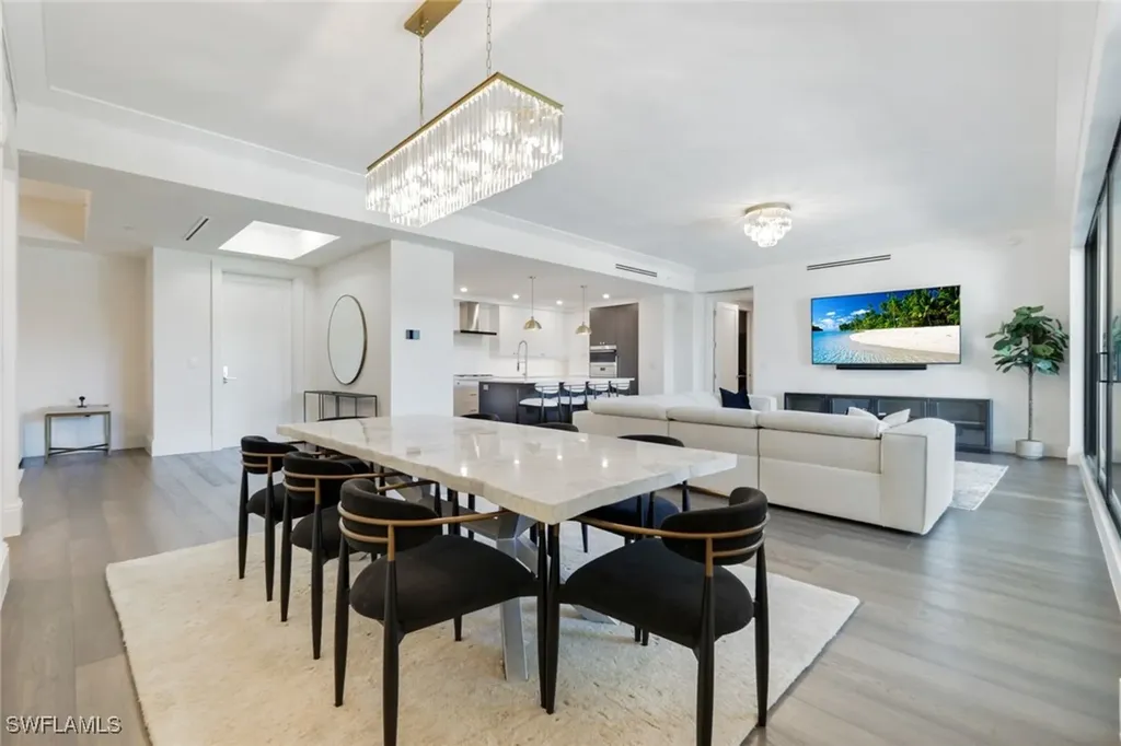 1130 3rd Avenue S Naples FL 34102