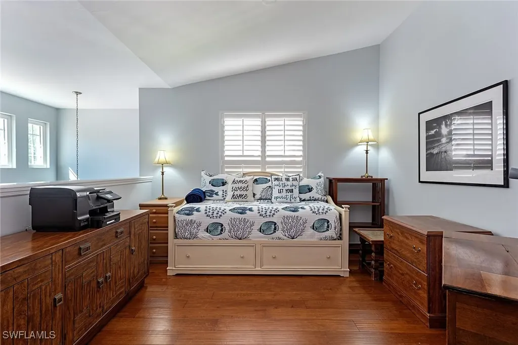 2540 Talon Court Naples FL 34105