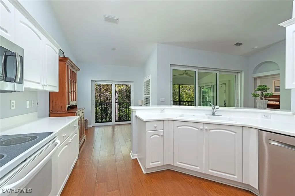 2540 Talon Court Naples FL 34105