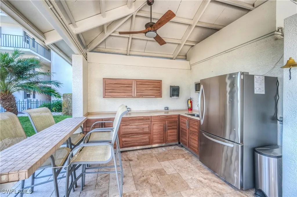 222 Harbour Drive Naples FL 34103