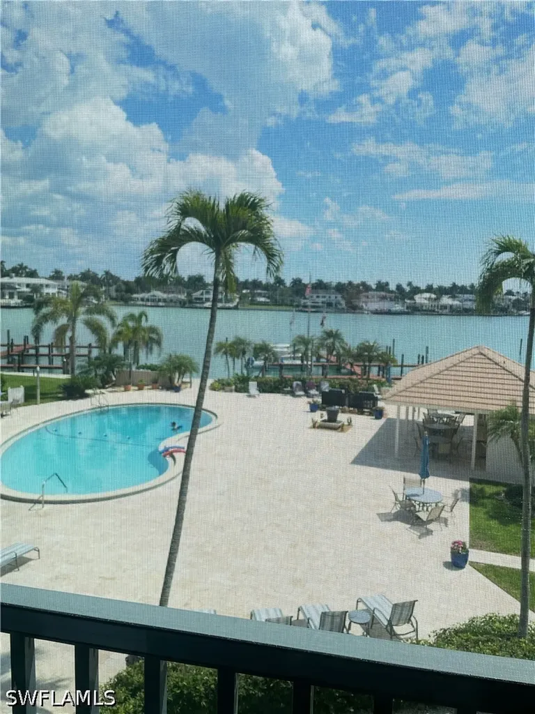 222 Harbour Drive Naples FL 34103