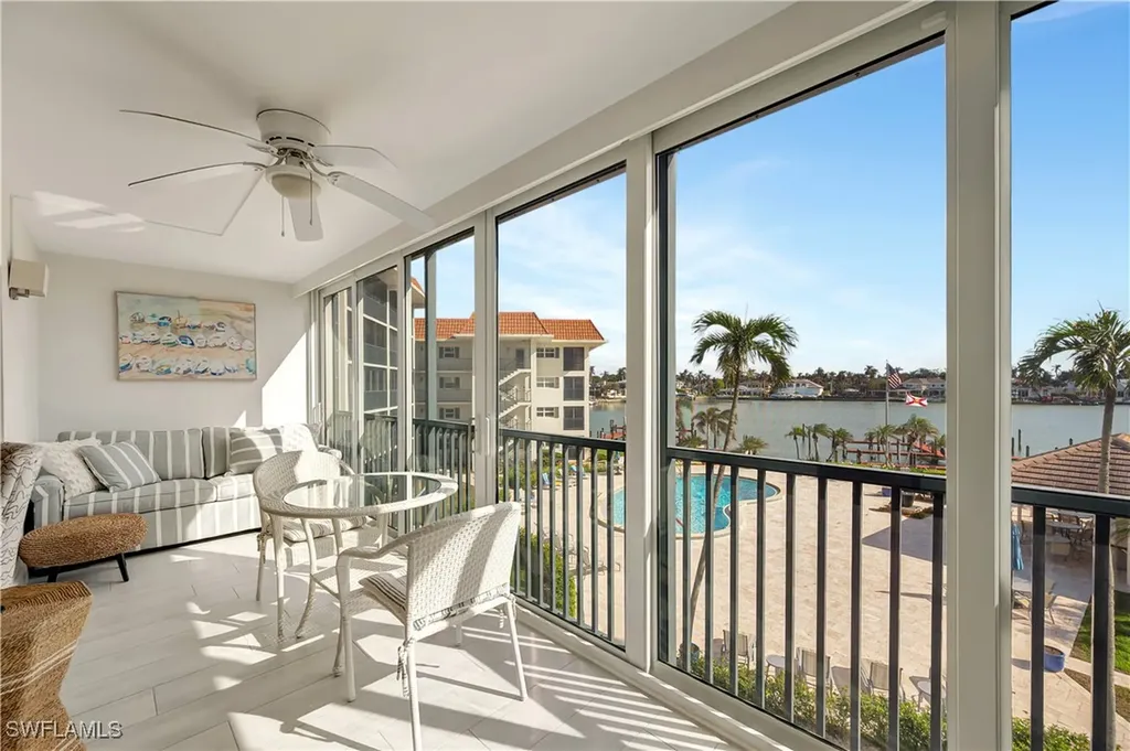 222 Harbour Drive Naples FL 34103