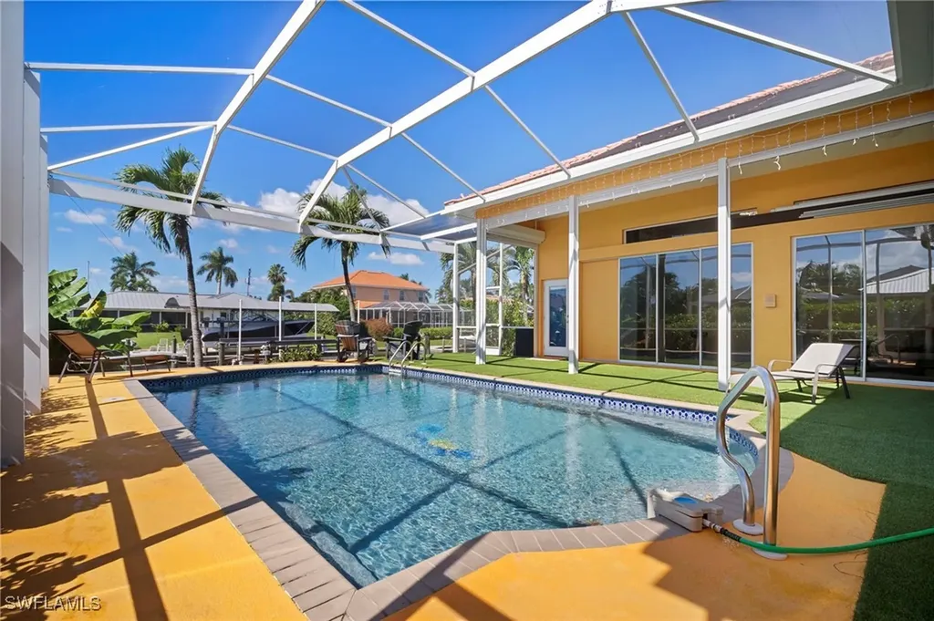 5024 SW 8th Place Cape Coral FL 33914
