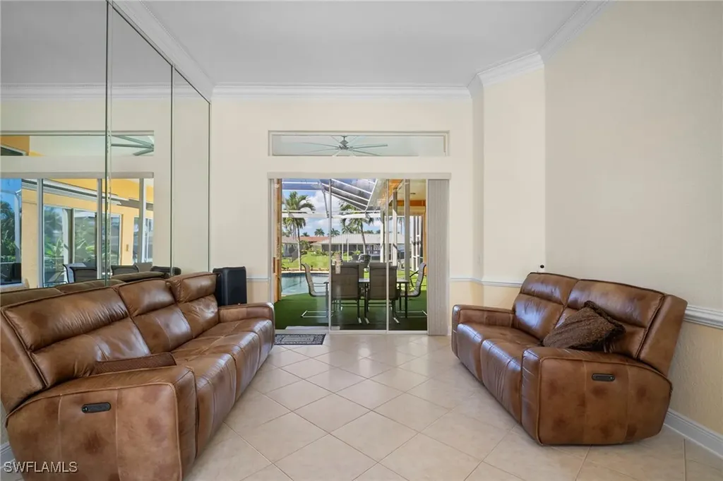 5024 SW 8th Place Cape Coral FL 33914