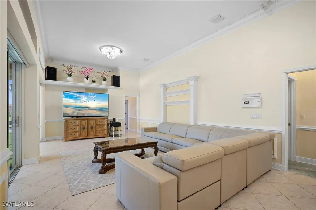 5024 SW 8th Place Cape Coral FL 33914