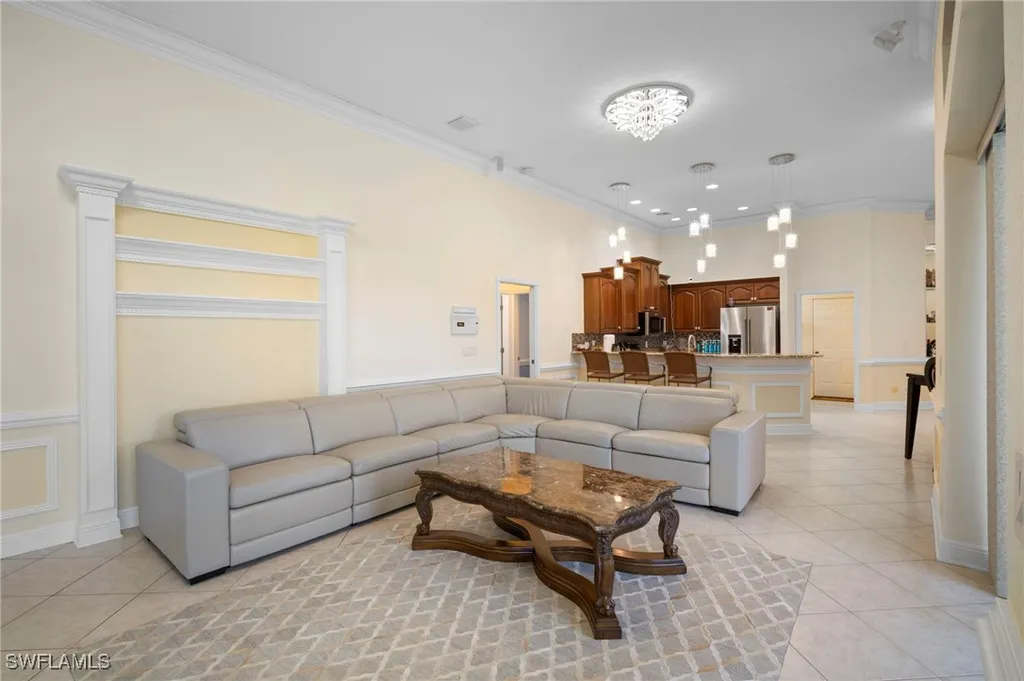 5024 SW 8th Place Cape Coral FL 33914