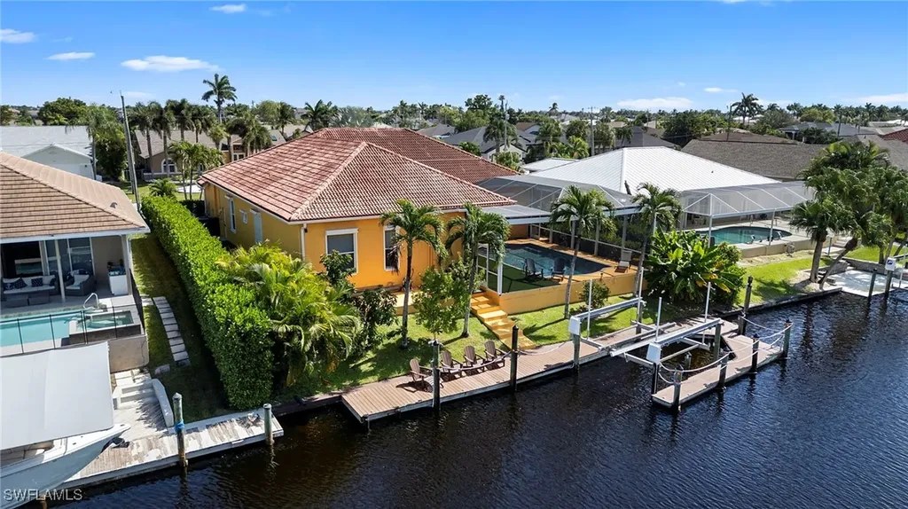 5024 SW 8th Place Cape Coral FL 33914