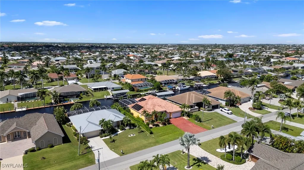 5024 SW 8th Place Cape Coral FL 33914
