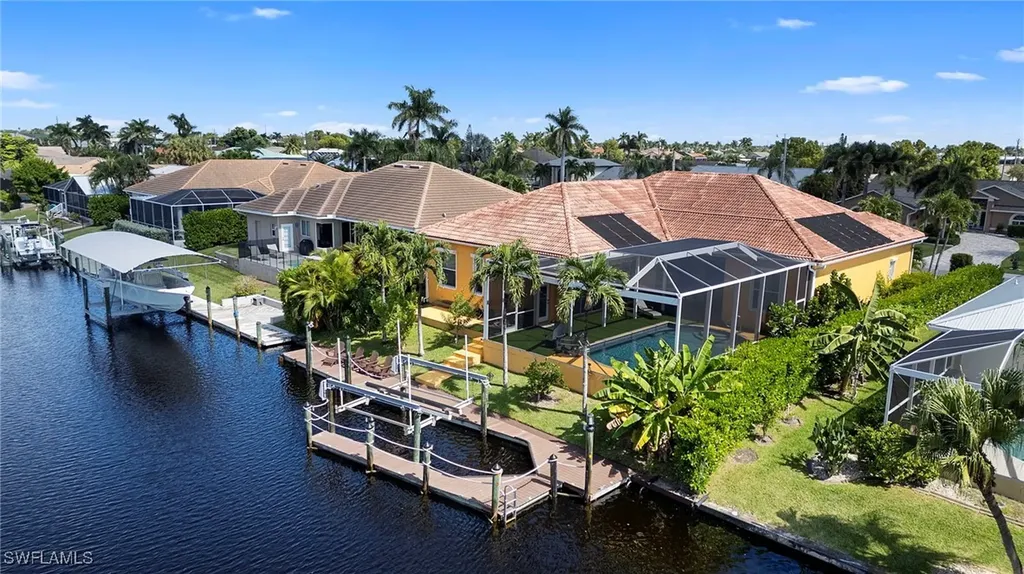 5024 SW 8th Place Cape Coral FL 33914