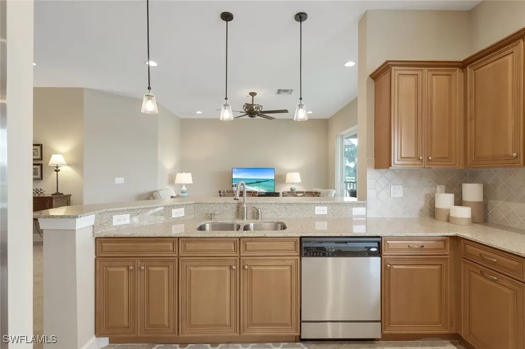 9221 Quartz Lane Naples FL 34120