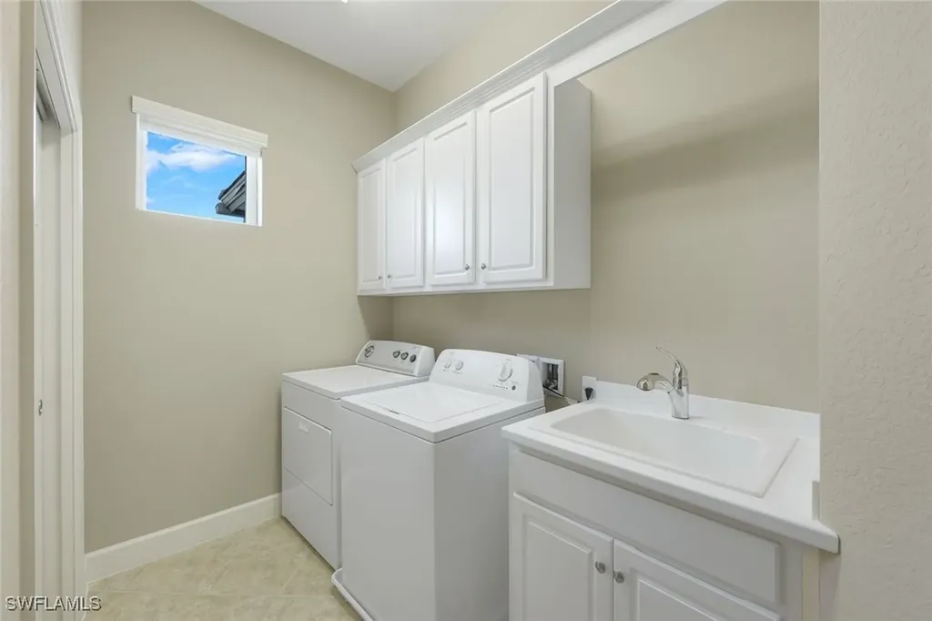 9221 Quartz Lane Naples FL 34120