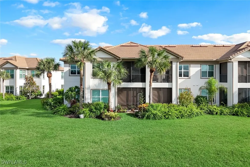 9221 Quartz Lane Naples FL 34120