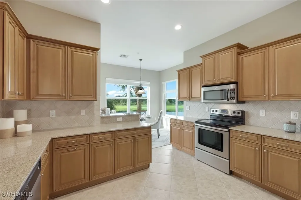 9221 Quartz Lane Naples FL 34120