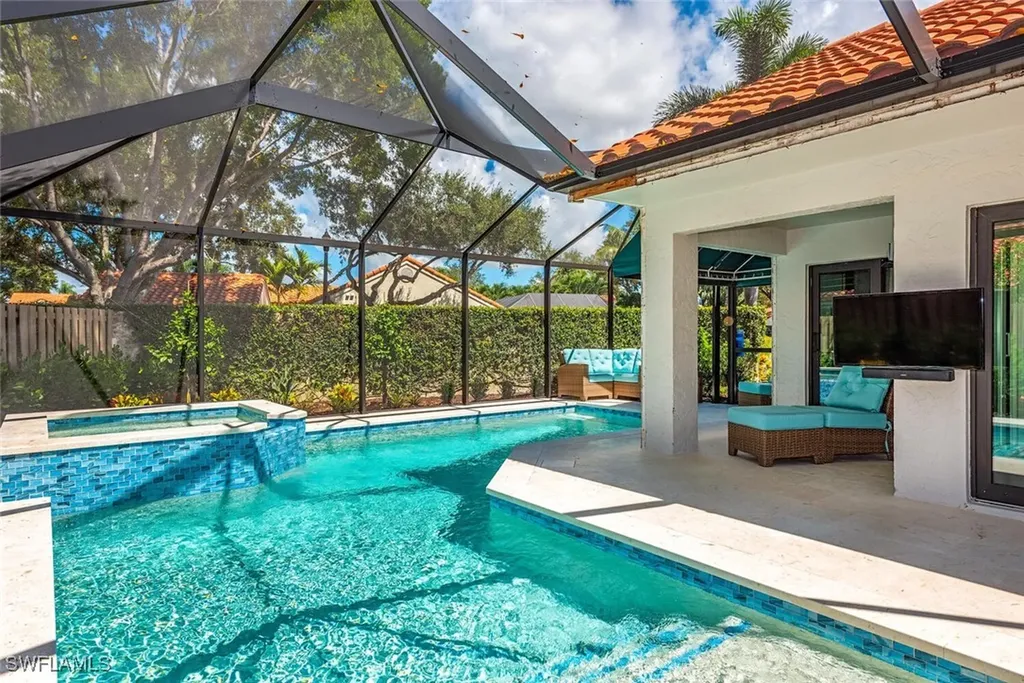 748 Reef Point Circle Naples FL 34108