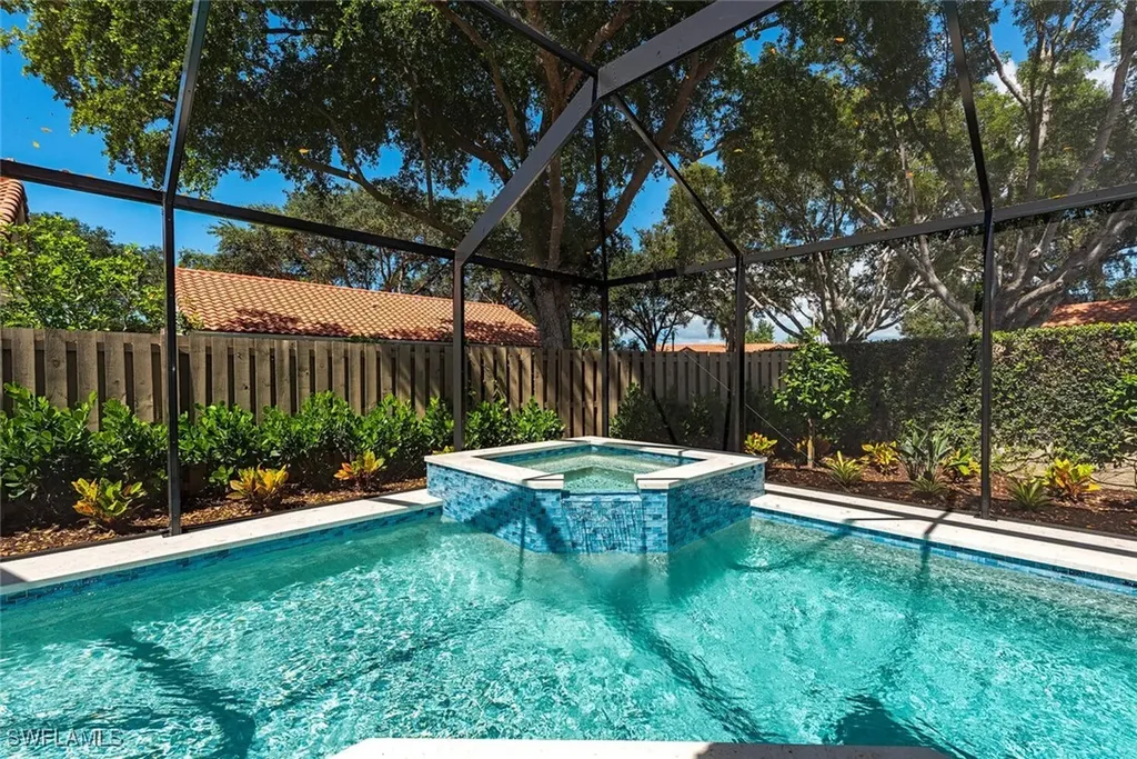 748 Reef Point Circle Naples FL 34108