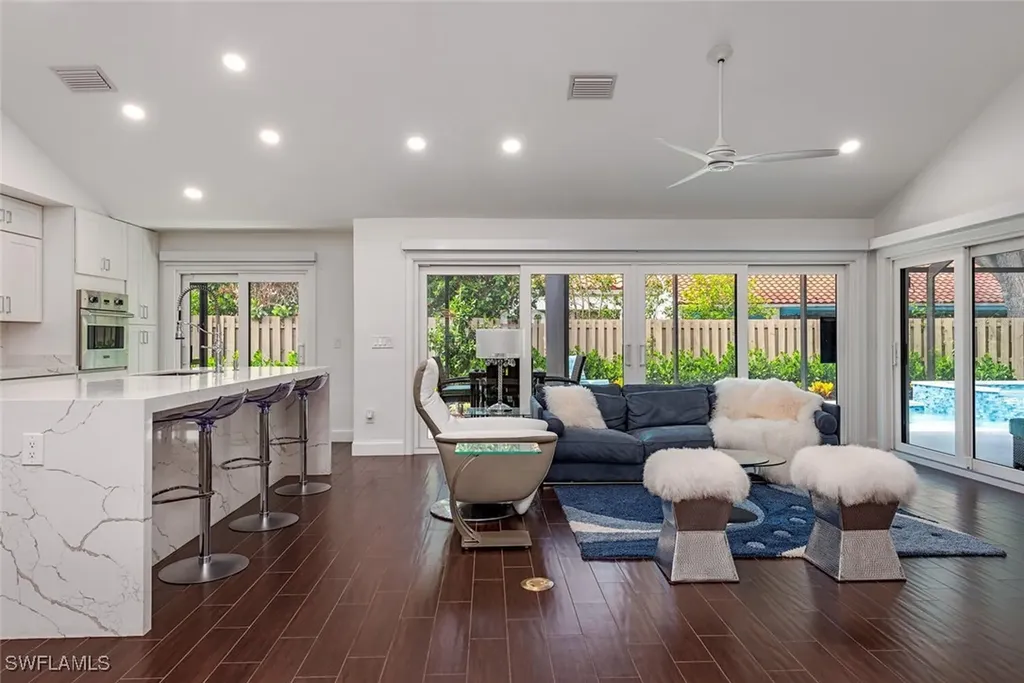 748 Reef Point Circle Naples FL 34108