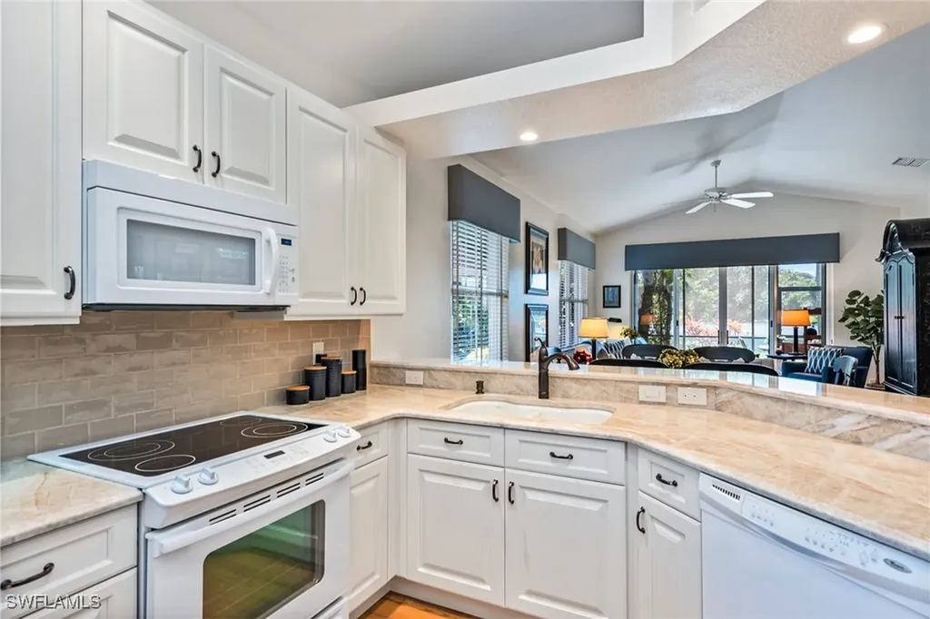 8472 Bent Creek Way Naples FL 34114