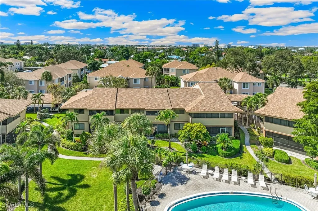 64 4th Street Bonita Springs FL 34134