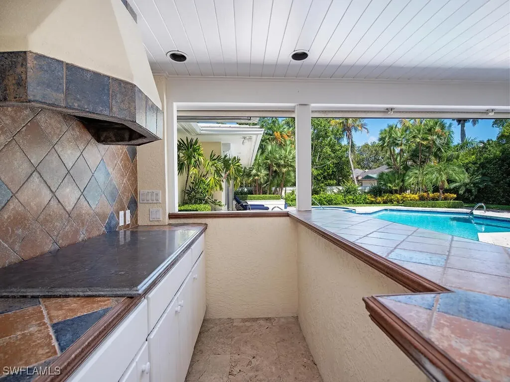 Naples FL 34102