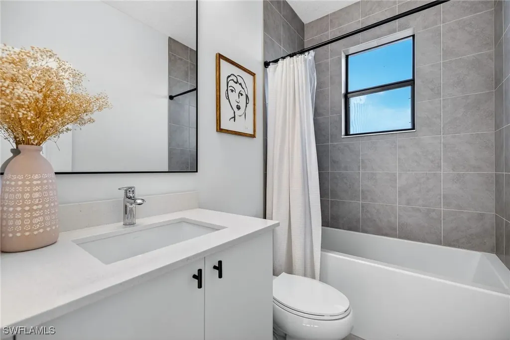 5737 Cassidy Lane Ave Maria FL 34142