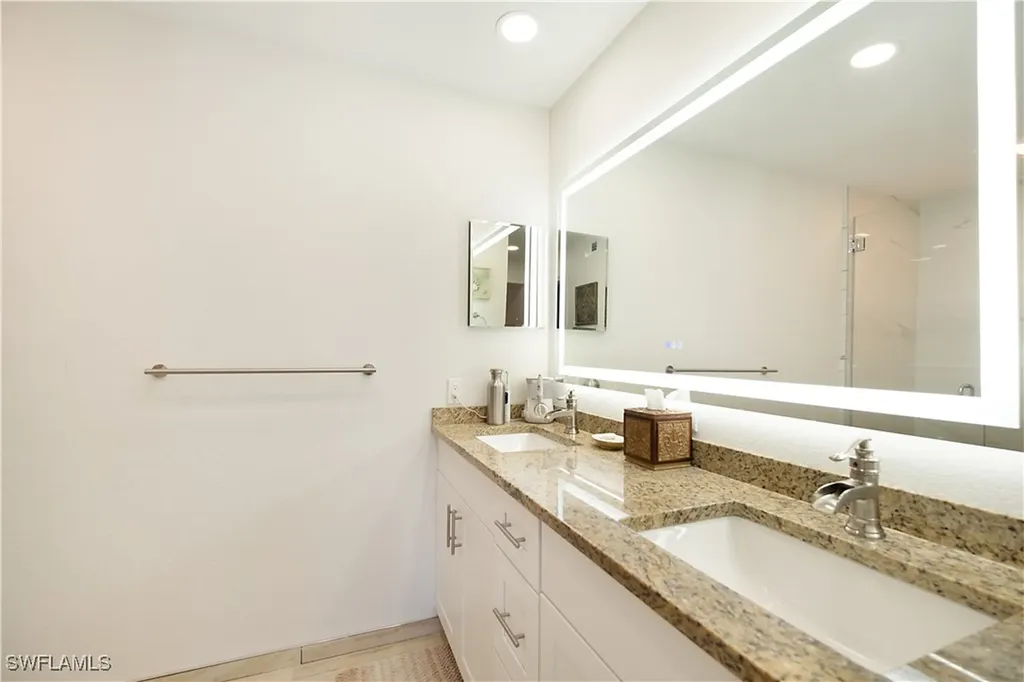 2008 Rookery Bay Drive Naples FL 34114