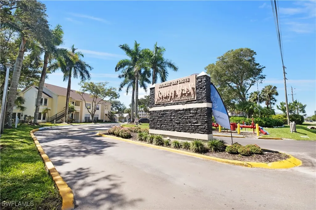 2008 Rookery Bay Drive Naples FL 34114