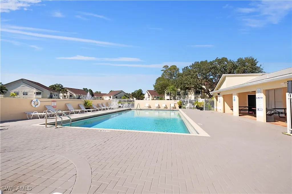 2008 Rookery Bay Drive Naples FL 34114