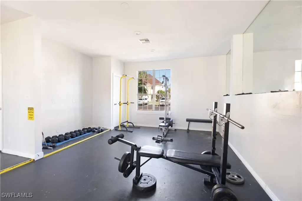 2008 Rookery Bay Drive Naples FL 34114