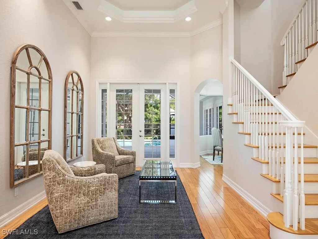 431 1st Avenue N Naples FL 34102