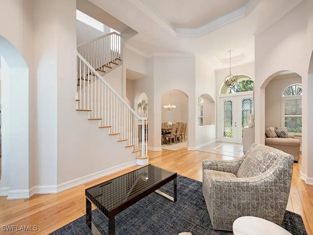 431 1st Avenue N Naples FL 34102