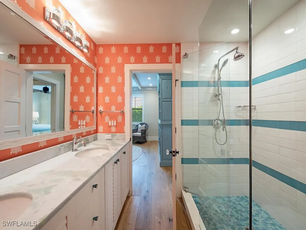 354 1st Avenue N Naples FL 34102