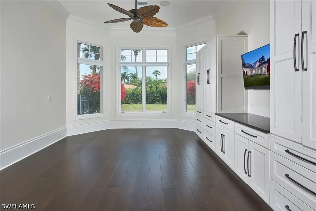 1609 Chinaberry Way Naples FL 34105