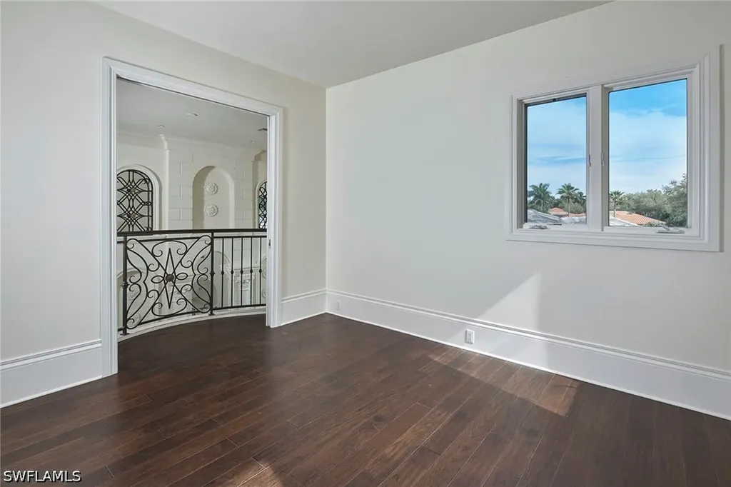 1609 Chinaberry Way Naples FL 34105