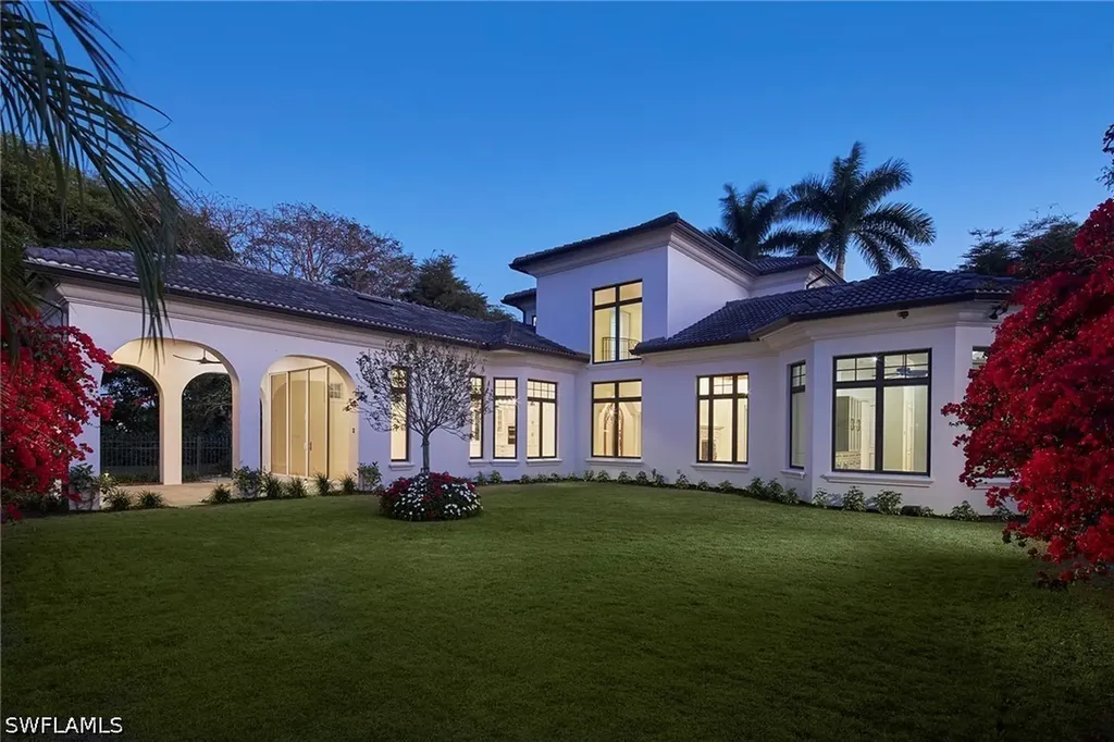 1609 Chinaberry Way Naples FL 34105