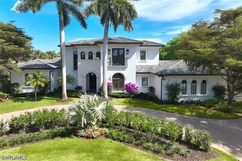 1609 Chinaberry Way Naples FL 34105