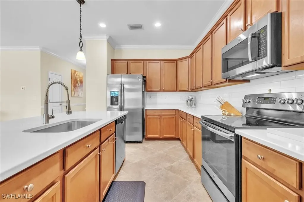 3112 Walnut Grove Lane Alva FL 33920