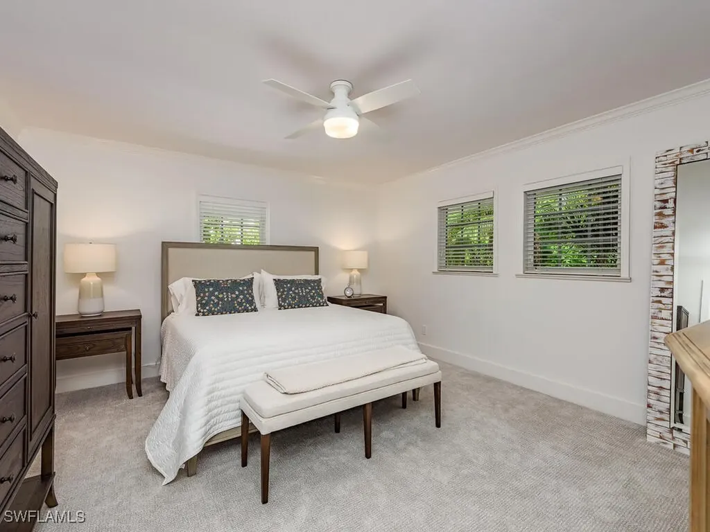 206 1st Avenue N Naples FL 34102