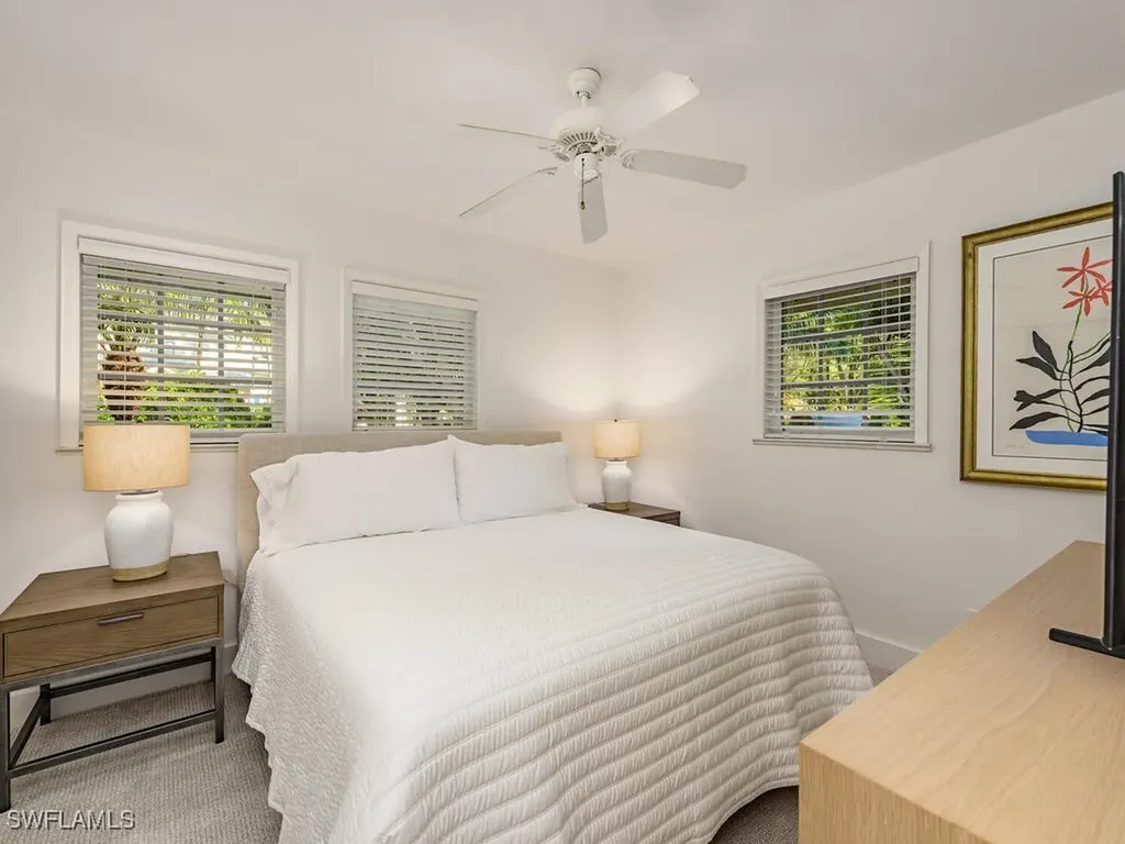 206 1st Avenue N Naples FL 34102