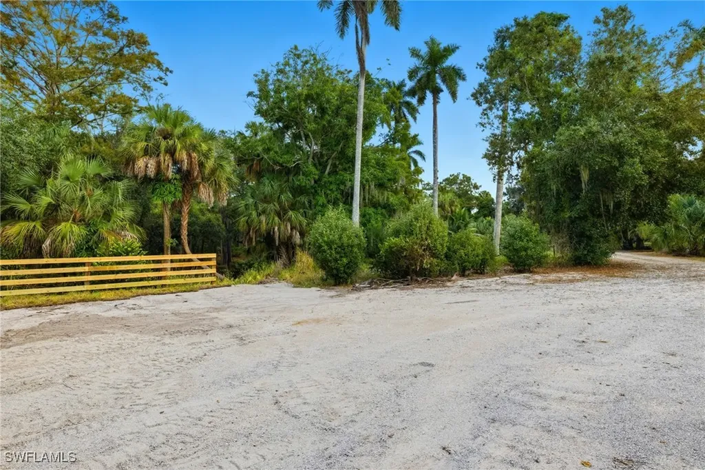 12025 Carpenter Lane Bonita Springs FL 34135