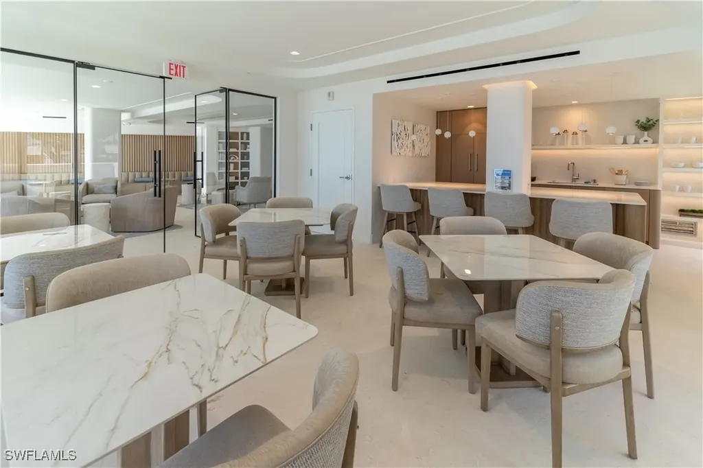 10701 Gulf Shore Drive Naples FL 34108