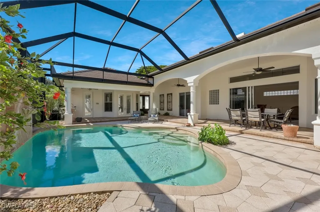 5058 Kensington High Street Naples FL 34105