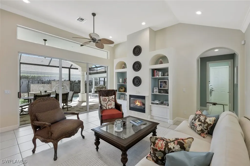 5058 Kensington High Street Naples FL 34105