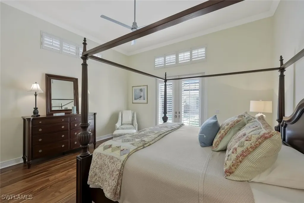 5058 Kensington High Street Naples FL 34105