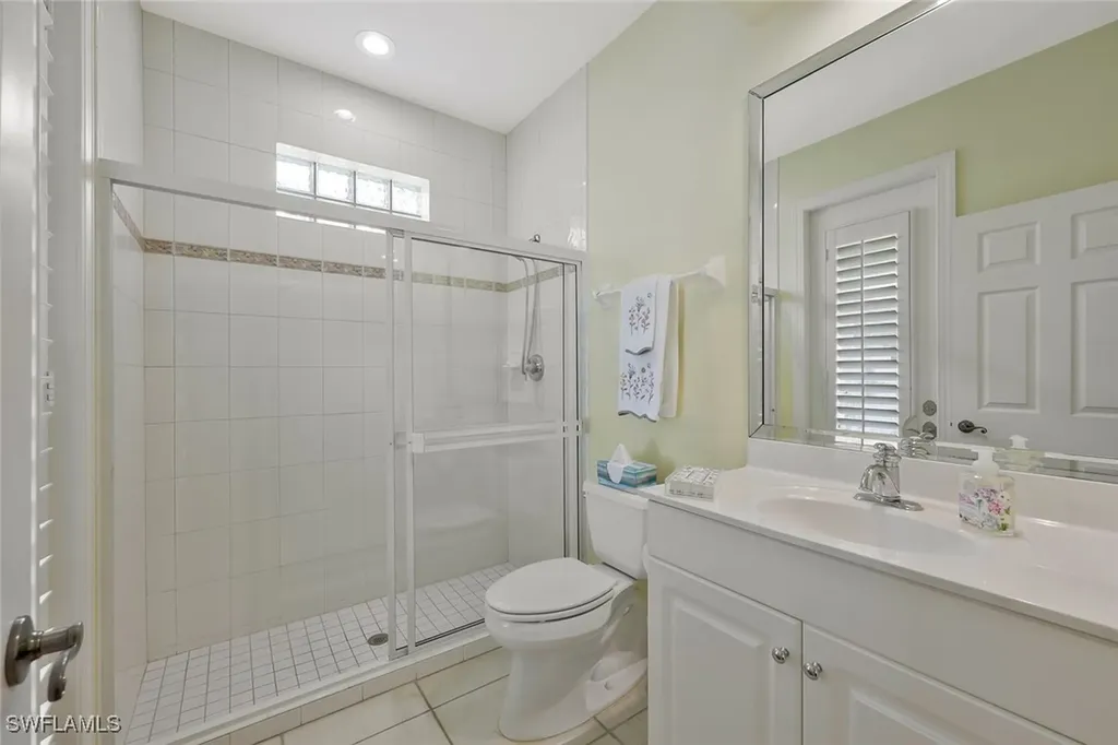 5058 Kensington High Street Naples FL 34105