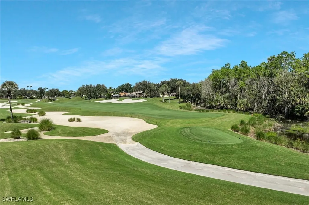 5058 Kensington High Street Naples FL 34105